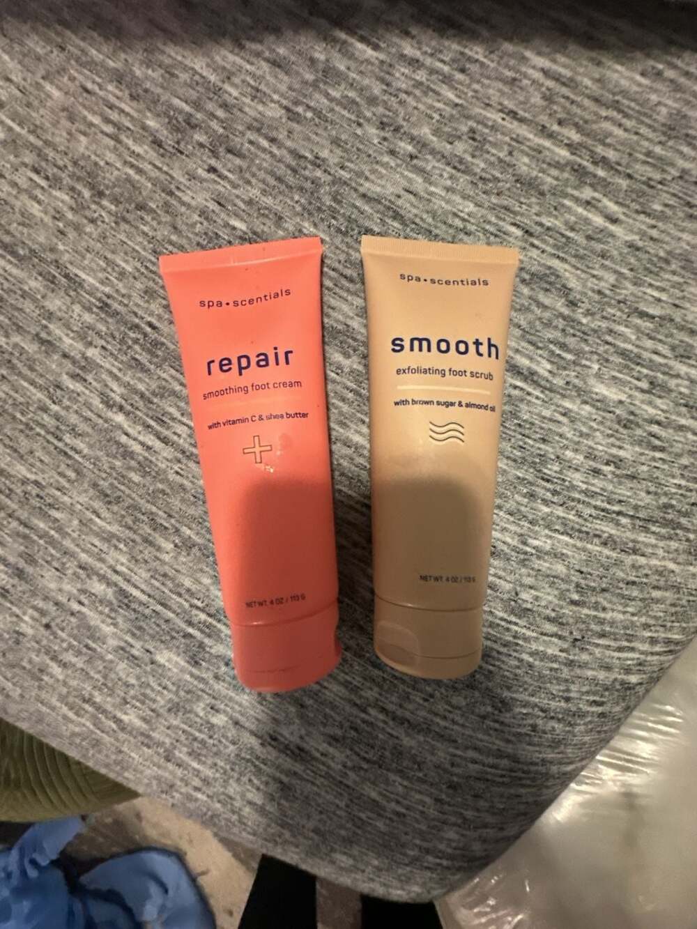 Spa Scentials Repair Smoothing Foot Cream and Smooth Exfoliating Foot Scrub 2-Pi